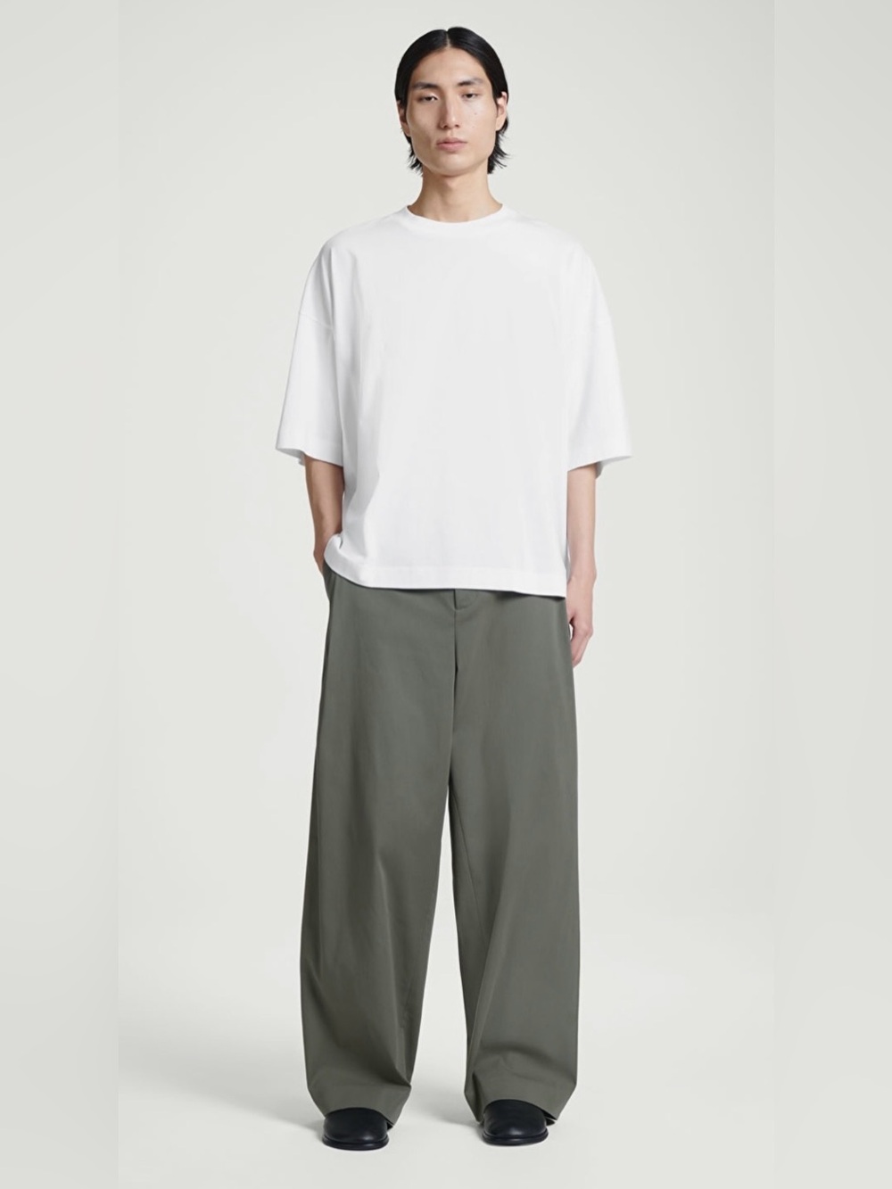 COS Amplified Extra-Wide T-Shirt – XL – White